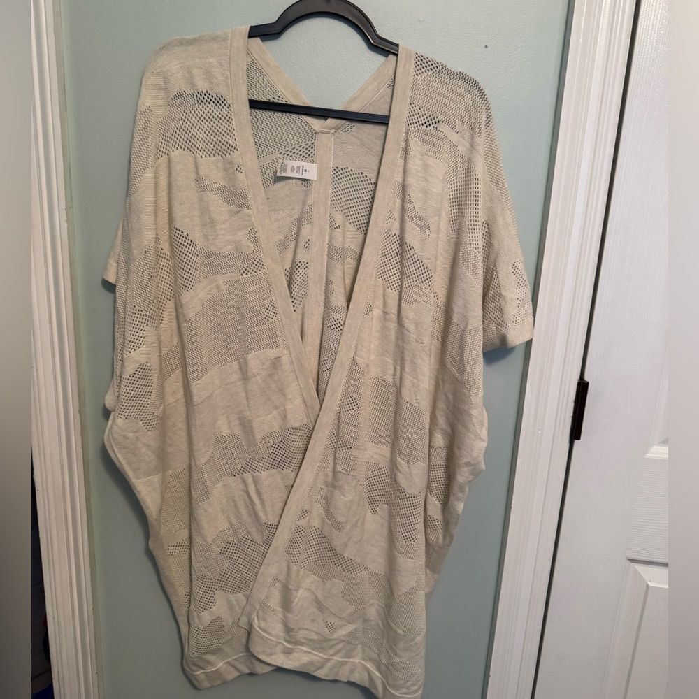 Lululemon Athletica Cream Poncho coverup OS